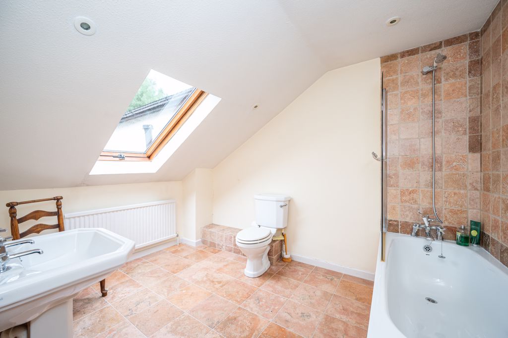 En-Suite / Guest Suite / Annexe- click for photo gallery